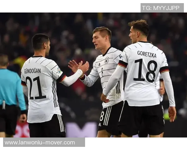 德国与波兰足球对决结果揭晓精彩瞬间回顾与分析